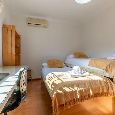 Luna Velez Malaga