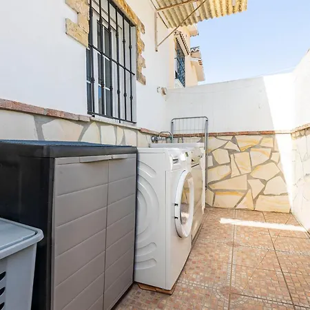Luna Velez Malaga